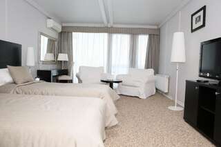 Гостевой дом Soho Beach Hotel Красногорск Двухместный номер Делюкс с 2 отдельными кроватями-1